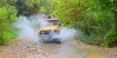 Jeep Safari Side